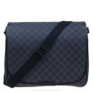 Louis Vuitton Damier Graphite Renzo Messenger Bag 100% Authentic